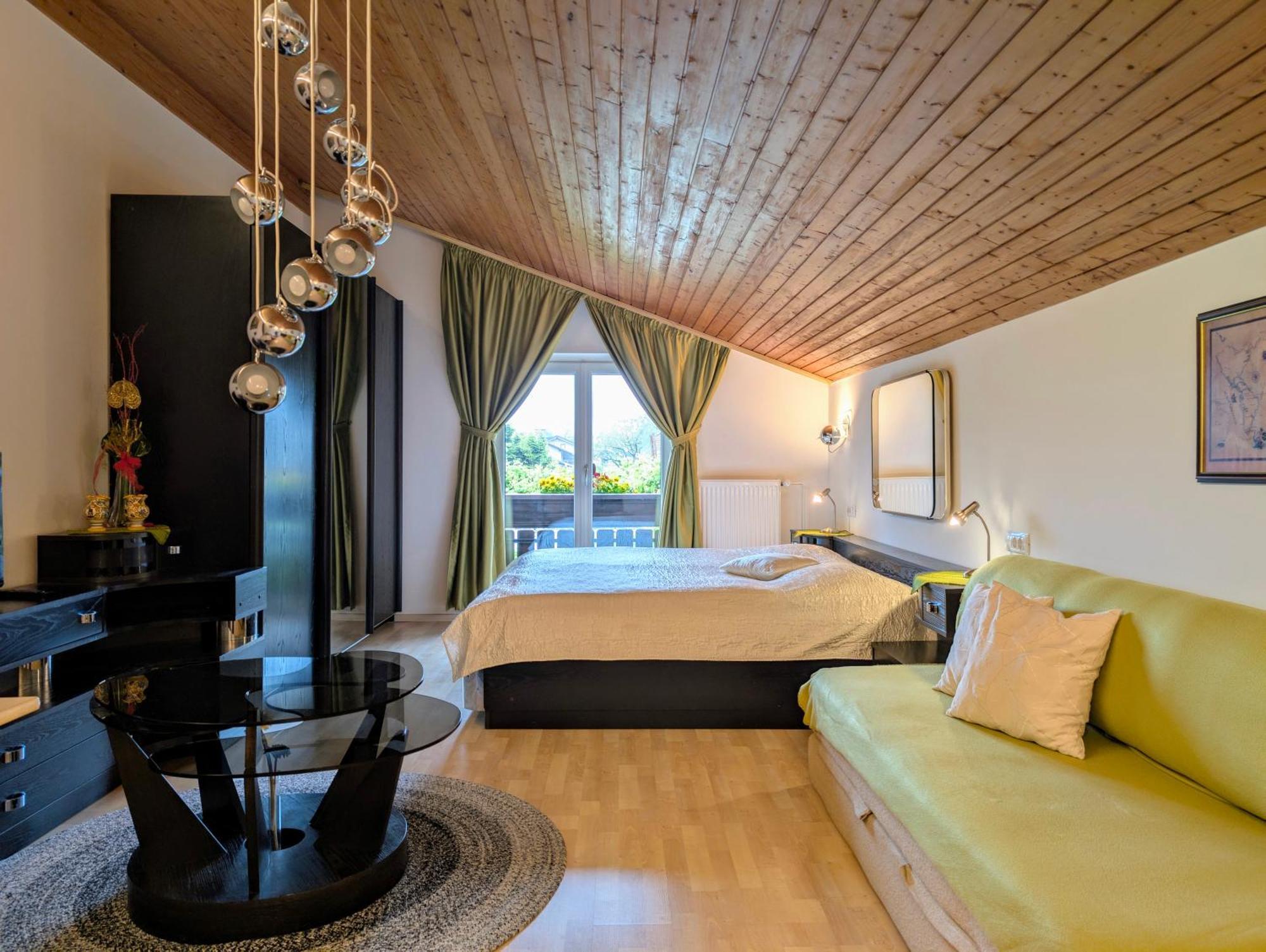 Garden Apartments Jansa Радовлица Екстериор снимка