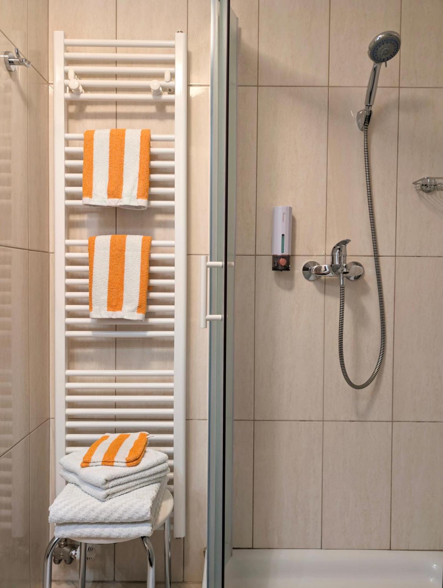 Garden Apartments Jansa Радовлица Стая снимка