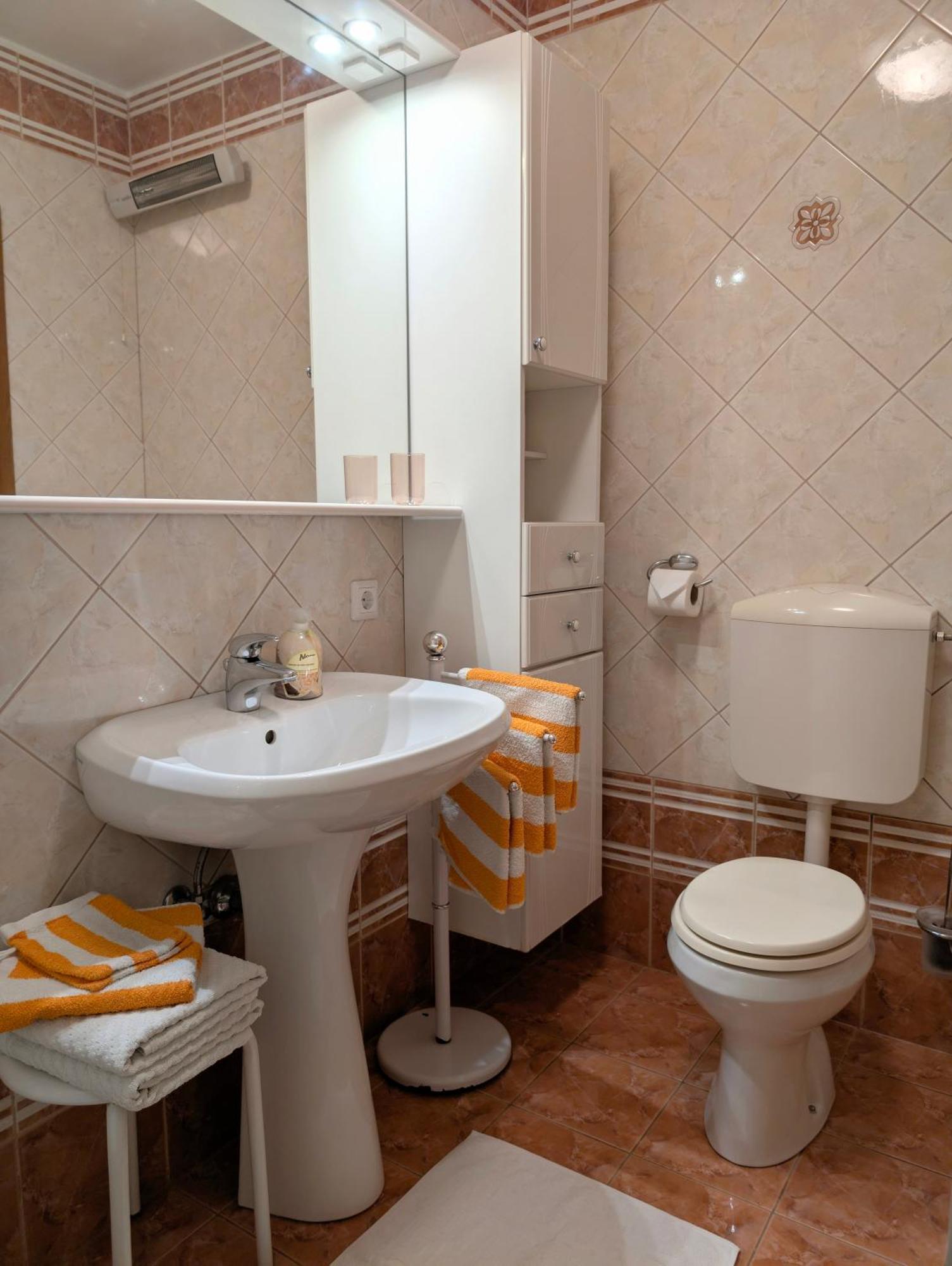 Garden Apartments Jansa Радовлица Стая снимка